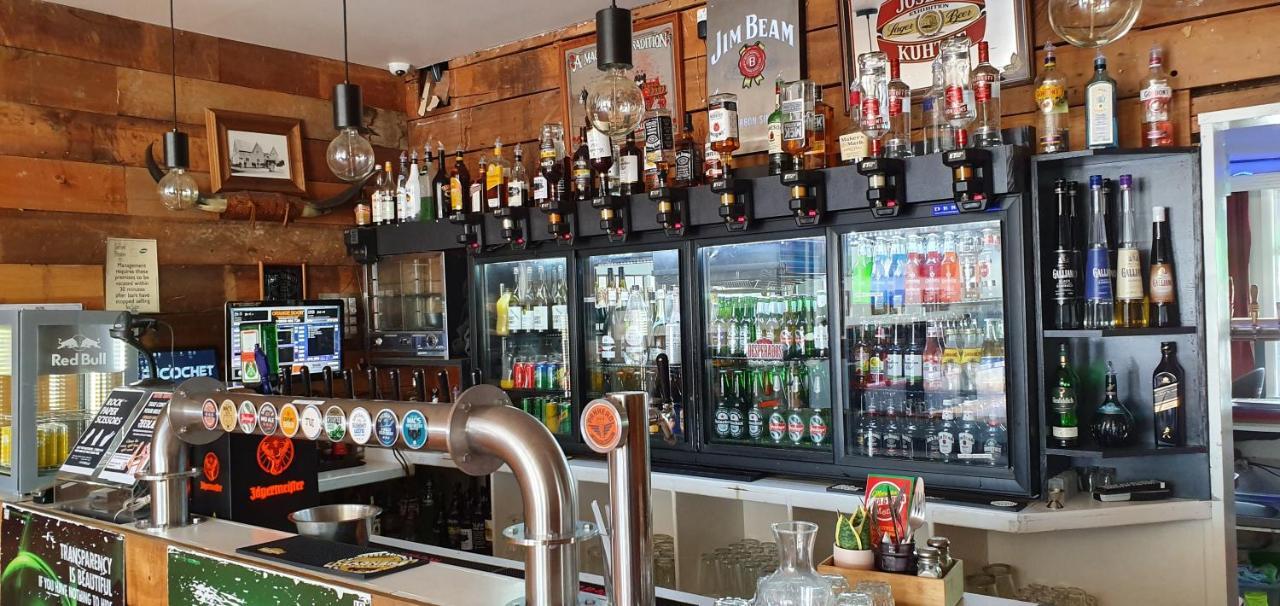 Hotel Motueka Backpackers, Loud Live Music Friday Saturday Nights Exteriér fotografie
